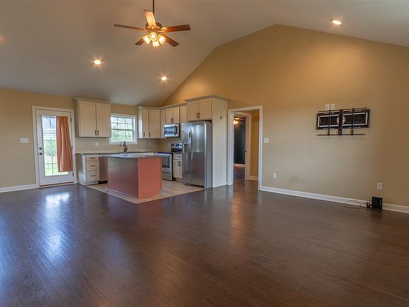 2nd image of 2593 Fairview Boiling Springs Rd