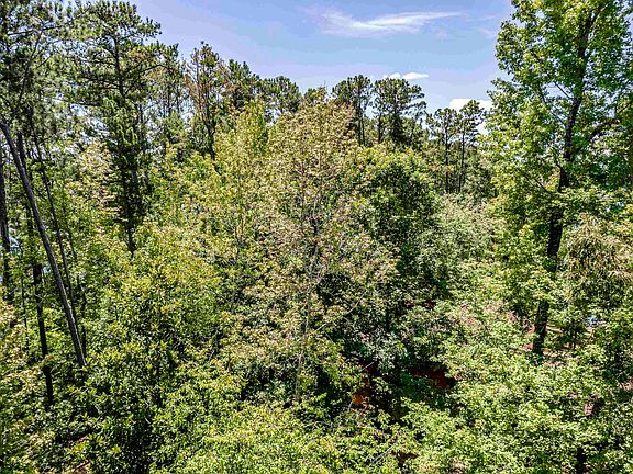 4th image of 1031 Chieftain Way #42