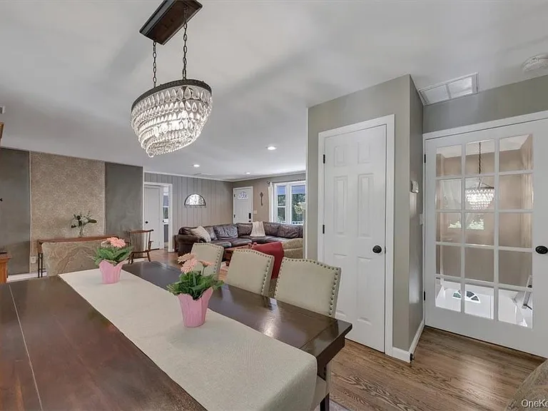 13 Split Rock Rd — Photo 9