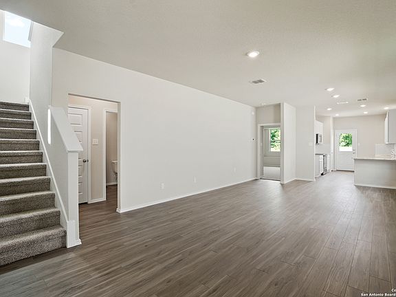 3rd image of 3926 Somerset Shade