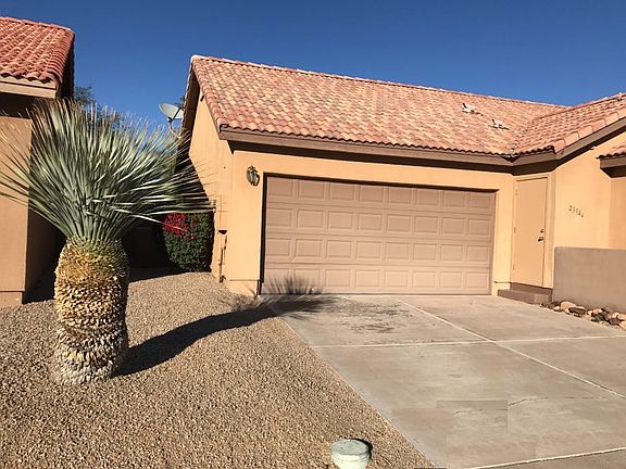 4th image of 23944 N 74th St
