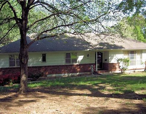 2nd image of 8701 Woodson Dr