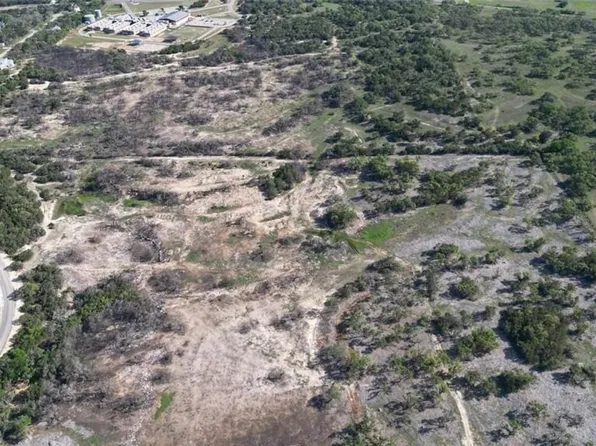 1 Beaumont St, Wimberley, TX 78676