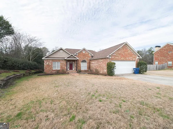 11 Lee Road 2082, Phenix City, AL 36870