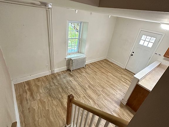 5th image of 49 S 5th Ave Floor 2