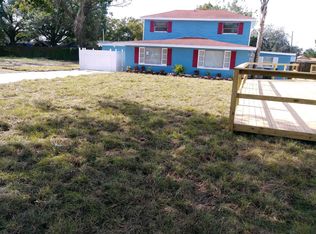8810 N Brooks St, Tampa, FL 33604