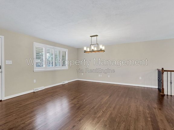 4th image of 7085 W 71st Ave