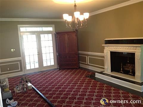 Formal Living Room - Deck view