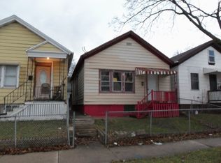 1105 S 11th St, Milwaukee, WI 53204