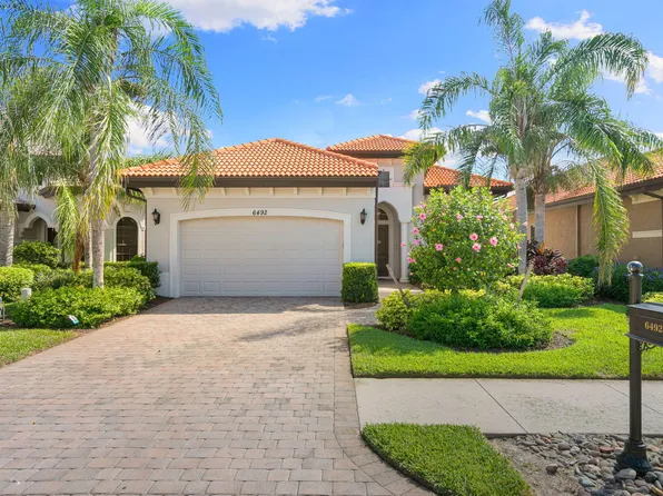 6492 Caldecott Dr, Naples, FL 34113