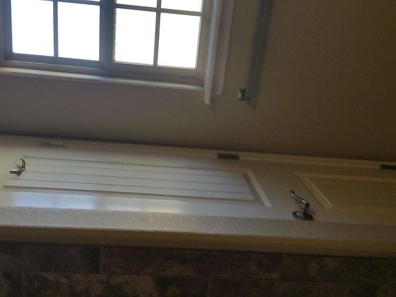 5th image of 7301 City View Dr