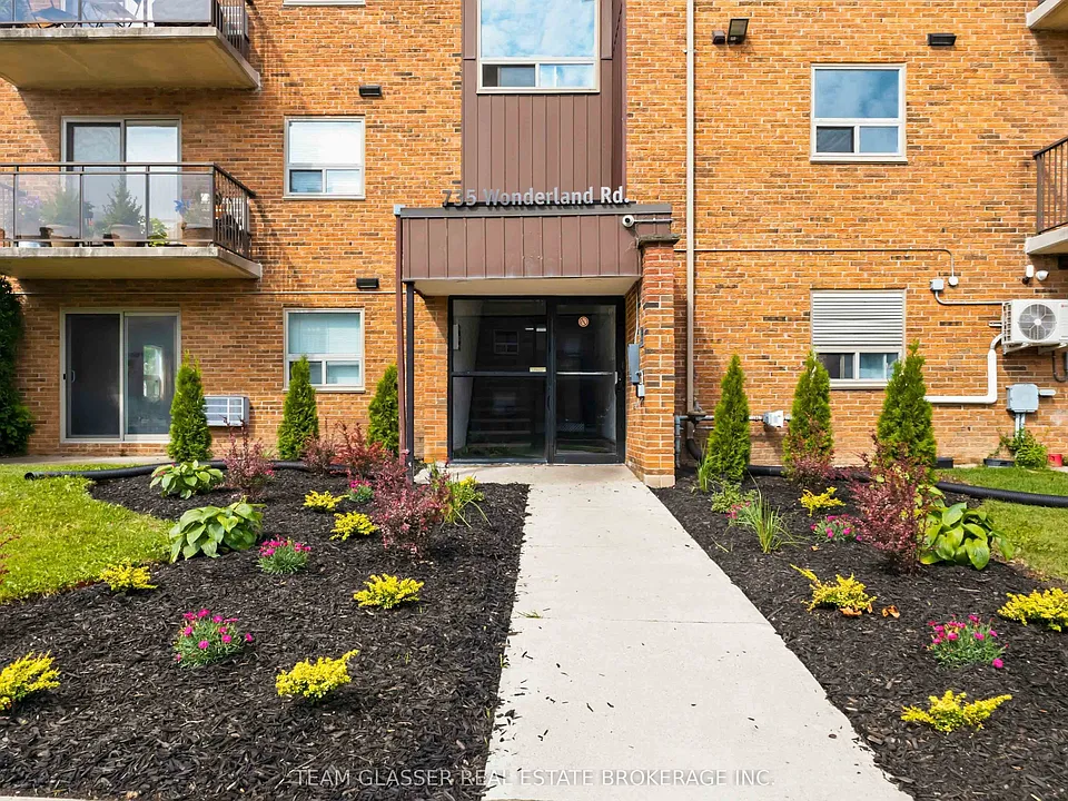 735 Wonderland Rd S #212