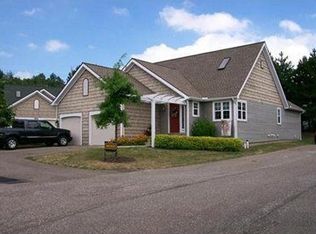 5053 Oak Ridge Ct, Erie, PA 16509