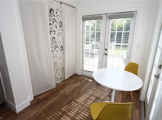 714 11th St N, Naples, FL 34102