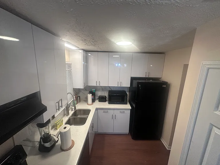 1002 Carla Pl — Photo 14