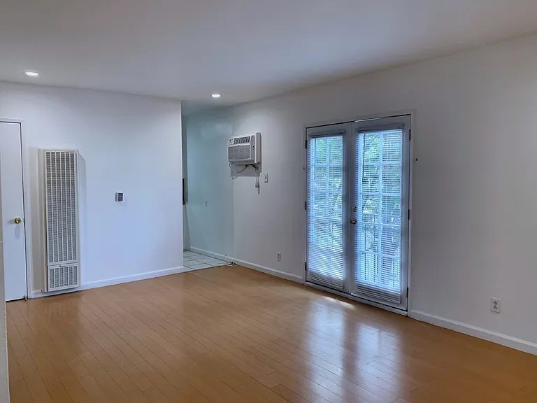 3426 Keystone Ave — Photo 22
