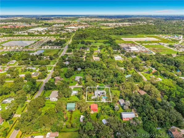 4837 Sears St, Fort Pierce, FL 34981