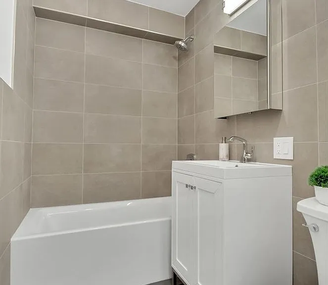 120 E 90th St #3H — Photo 5