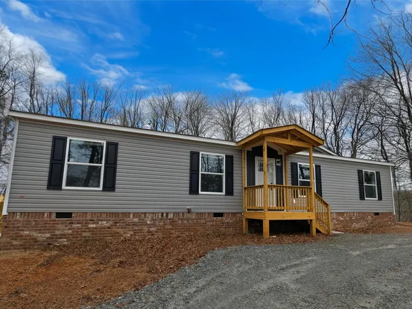 859 Mountain Ridge Dr, Dahlonega, GA 30533