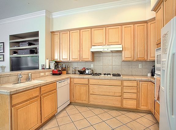 2nd image of 1468 Berriedale Ct