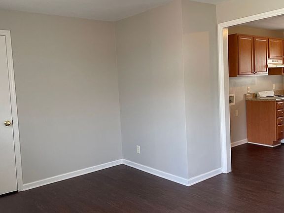 2nd image of 315 W Camel St #Bf151651c