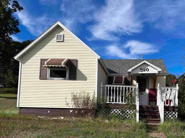 520 1st St, Alpha, MI 49902