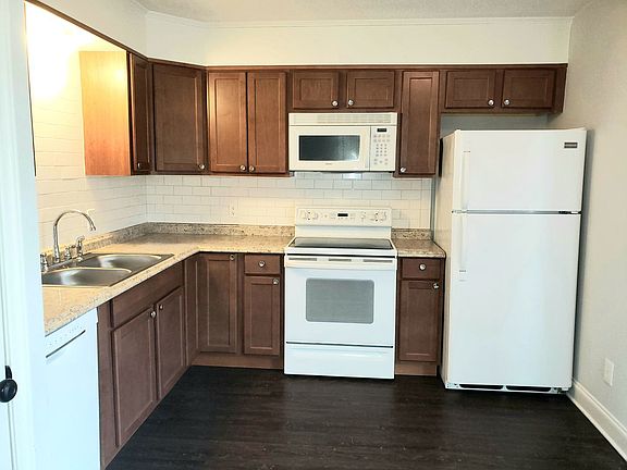 5th image of 309 Union Ave APT C