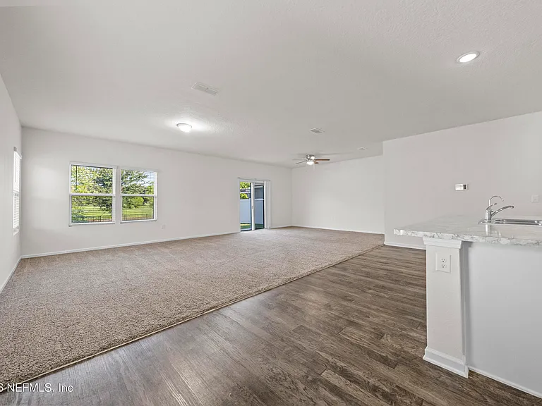 8279 Meadow Walk Ln — Photo 7