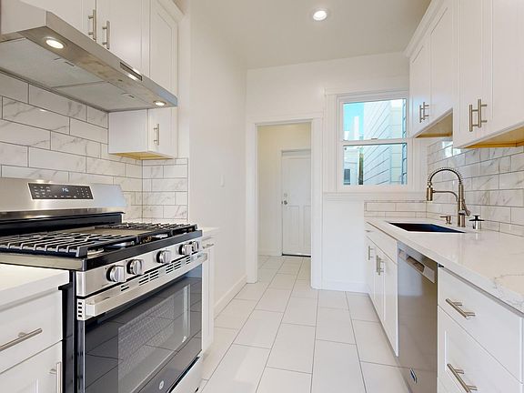 4th image of 1587 Union St