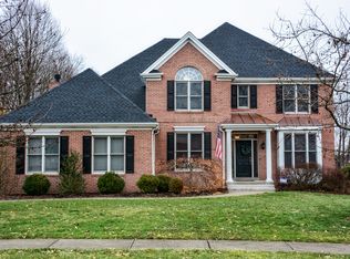 911 Black Oak Ct, Gibsonia, PA