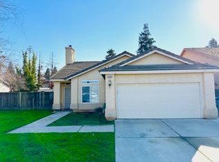 5689 W Holland Ave, Fresno, CA 93722
