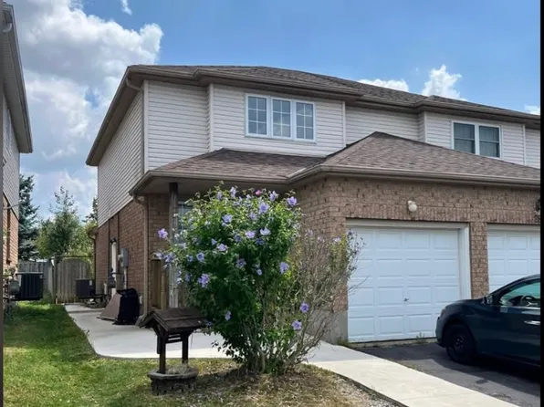 26 Activa Ave, Kitchener, ON N2E 3R2
