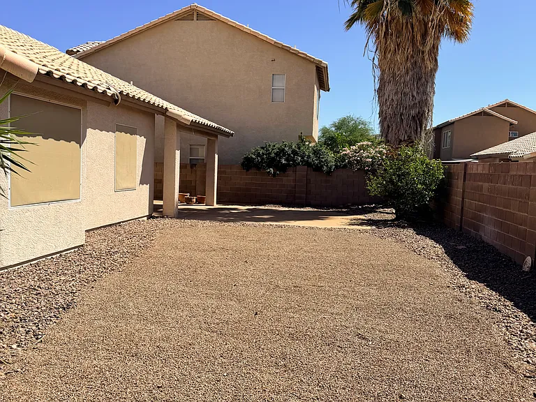 9005 N Lawndale Dr — Photo 55