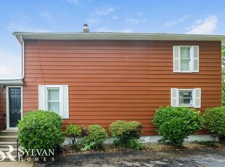 215 Zeppelin Ave, Baltimore, MD 21225