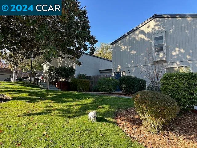 1760 Holland Cir photo 1