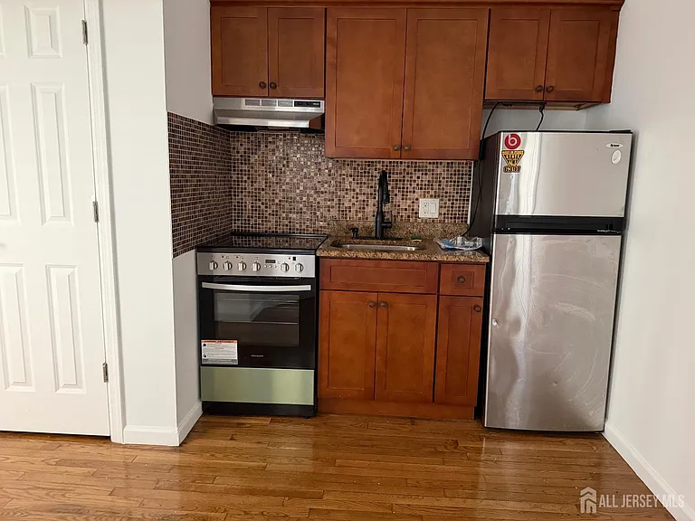 118 Bayard St #3 — Photo 8