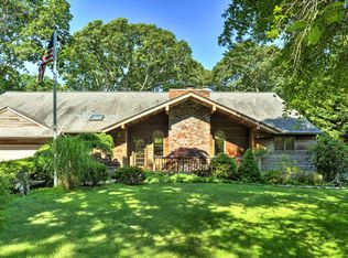 37 Locust Ln, Sag Harbor, NY 11963