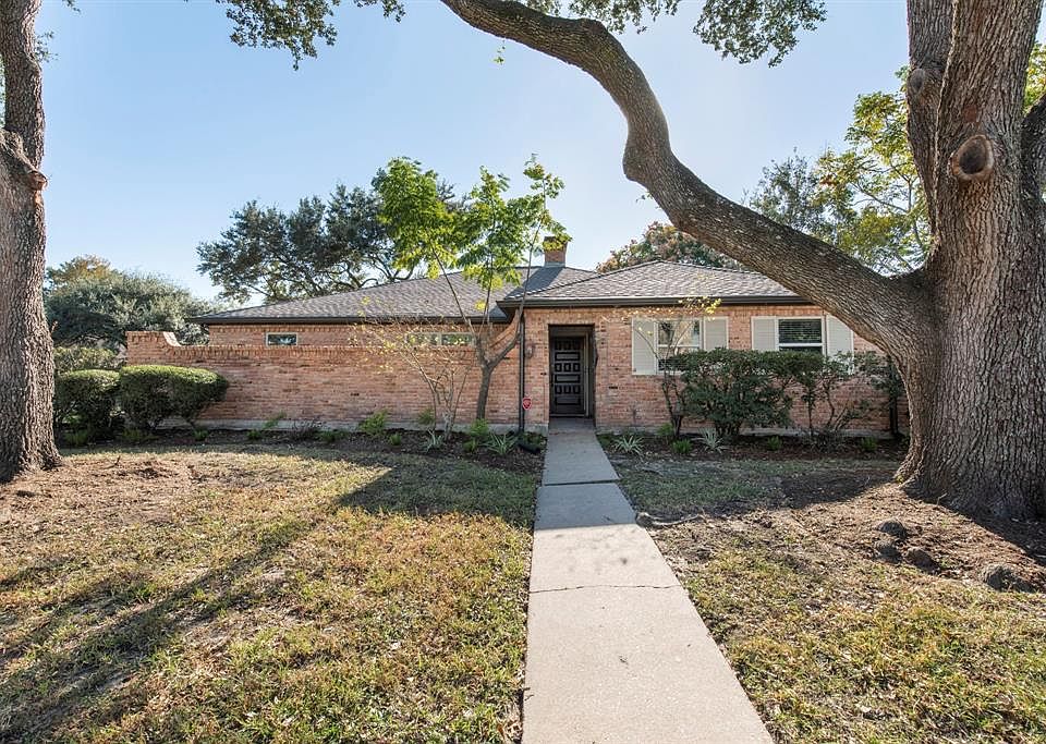1st image of 5827 Braesheather Dr