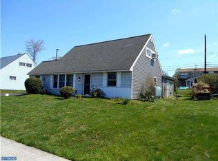 60 Cardinal Rd, Levittown, PA 19057