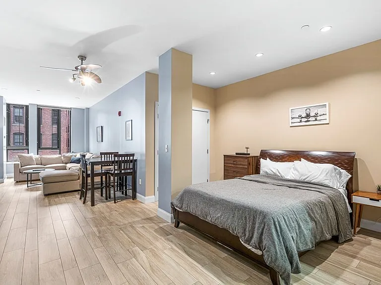 346 Congress St #203 — Photo 8