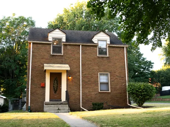 1306 Loomis Ave, Des Moines, IA 50315