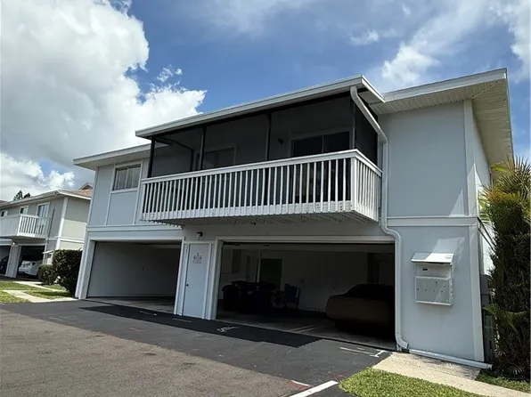 3271 Royal Canadian Trce APT 2, Fort Myers, FL 33907