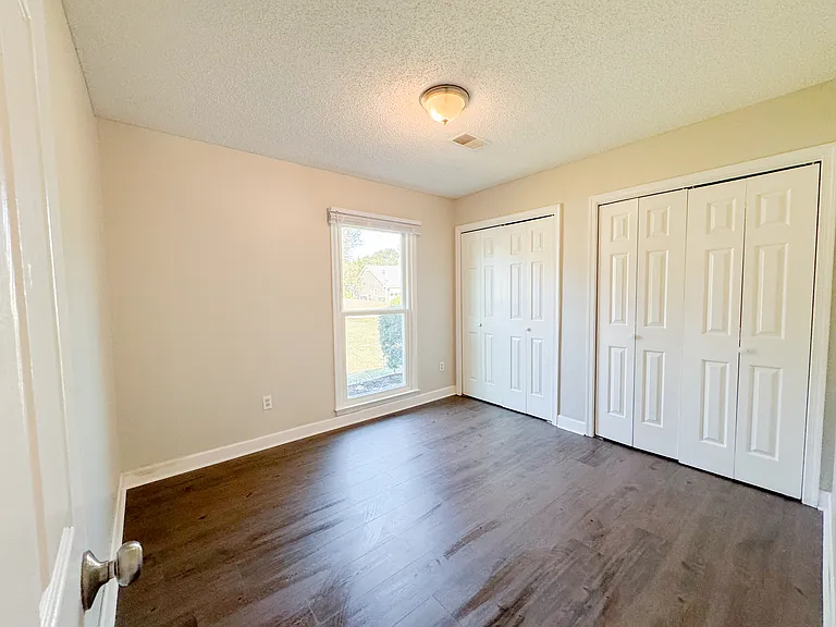 102 Wickersham Dr — Photo 12
