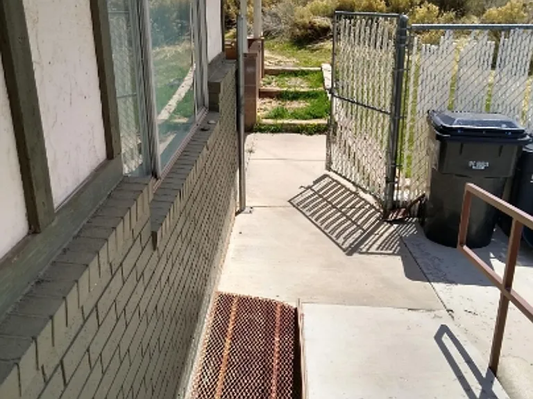 55 N College Way — Photo 1
