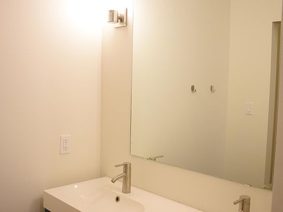 5th image of 800 Broadway Ste 102