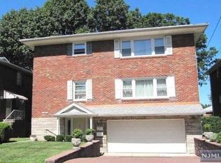 1227 Inwood Ter #2, Fort Lee, NJ 07024