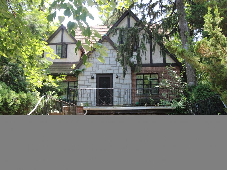 1st image of 8532 Wicklow Pl