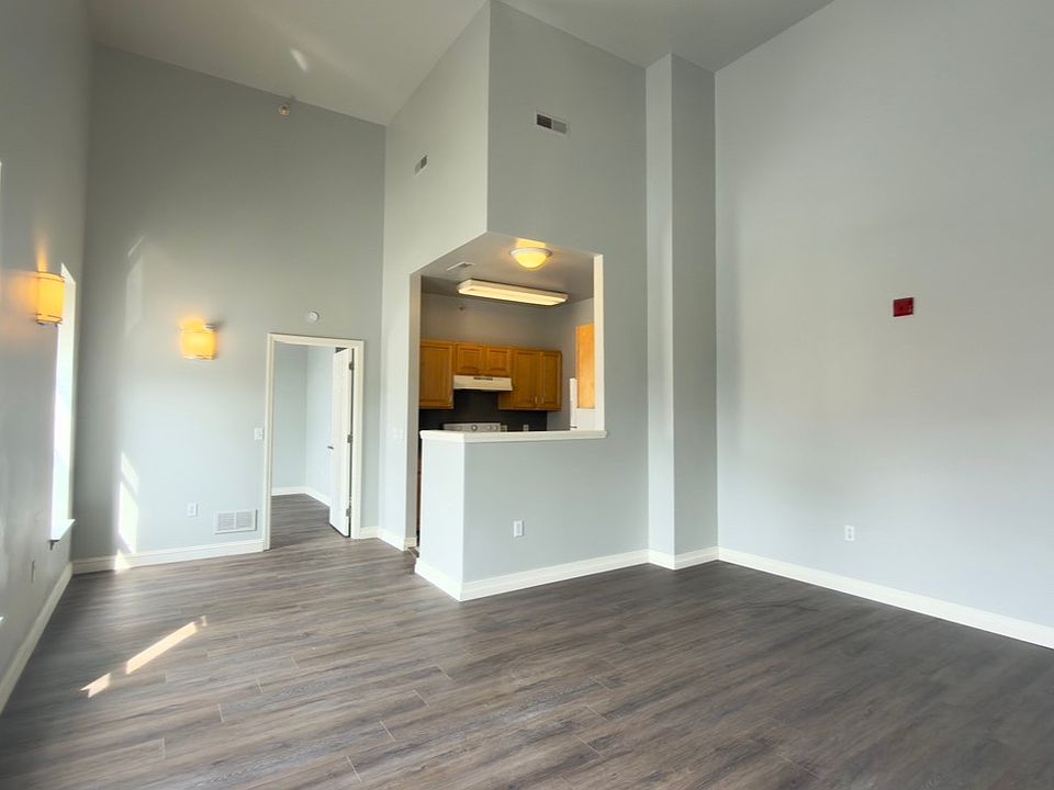 1st image of 1312 Derry St APT 306