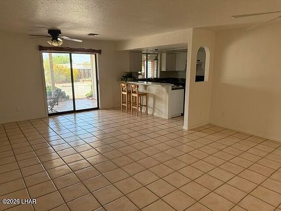 3rd image of 711 Papoose Dr