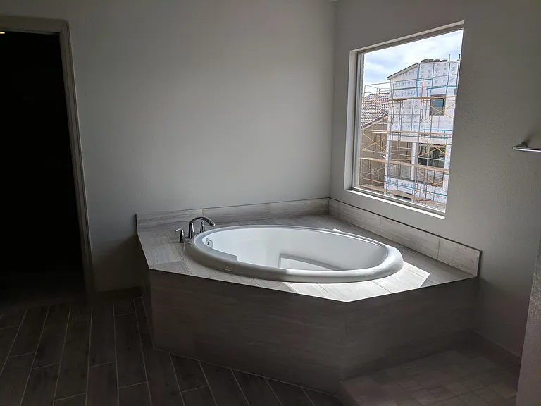 9801 Arcadian Estate Ct — Photo 32
